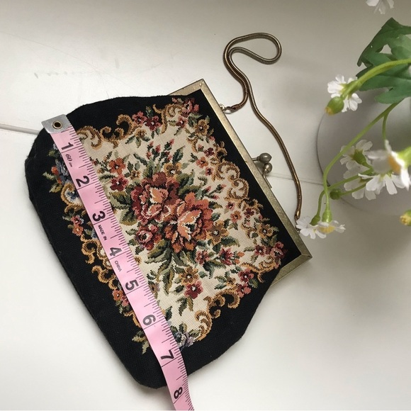 KENNETH COLE RARE Set of Women’s Embroidered Floral Canvas Backpack + Wallet M - Picture 10 of 12